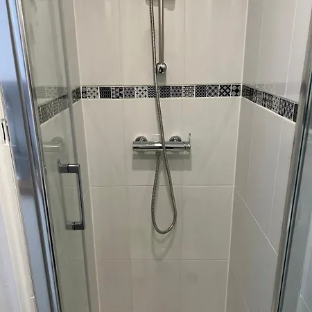 Ile Des Caraibes パリ